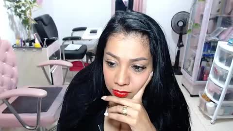 DIVA online show from April 19, 6:10 pm