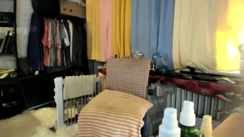 Snapshot of tittkiss chatting on March 6, 10:20 am liebe es mich nackt vor der cam zu zeigen online show from March 6, 10:20 am