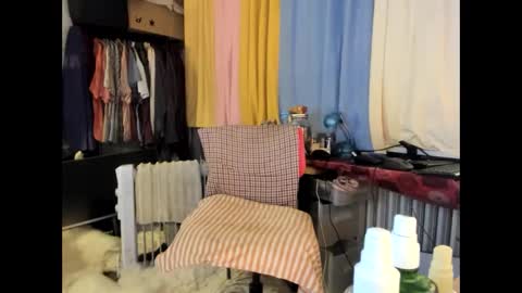 Snapshot of tittkiss chatting on January 21, 10:30 am liebe es mich nackt vor der cam zu zeigen online show from January 21, 10:30 am