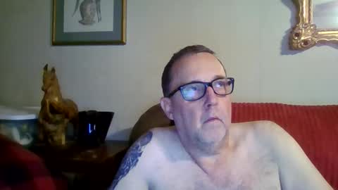 Vols online show from February 1, 2:19 am