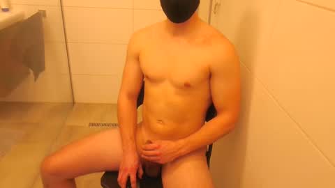 Snapshot of tobi_fit chatting on January 25, 2:36 pm Tobi online show from January 25, 2:36 pm