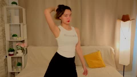 Lin online show from May 11, 4:08 am