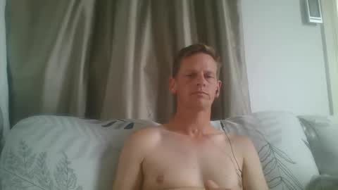Kiwiboy online show from January 24, 11:45 pm