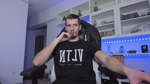 Todd online show from December 3, 8:11 pm