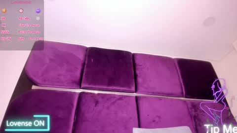 tokio_petit online show from October 7, 4:19 am