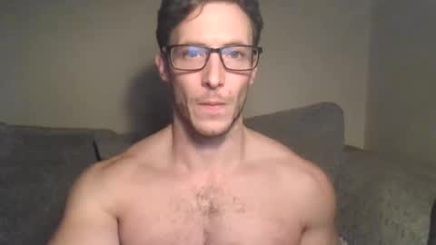 tom90ukx online show from December 6, 5:06 pm