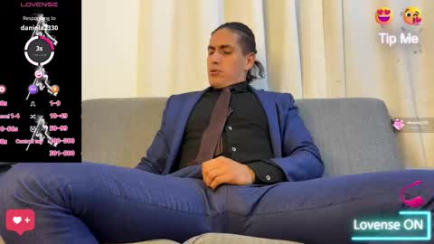 TOM online show from January 17, 11:24 pm