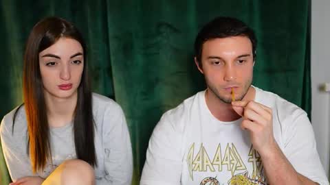 Tom online show from March 3, 5:09 pm