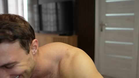 Tom online show from September 28, 6:33 am