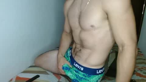 tomaz_18 online show from April 19, 9:54 am