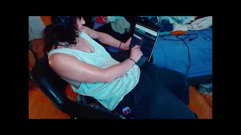 tomboy_titties online show from November 2, 4:23 am