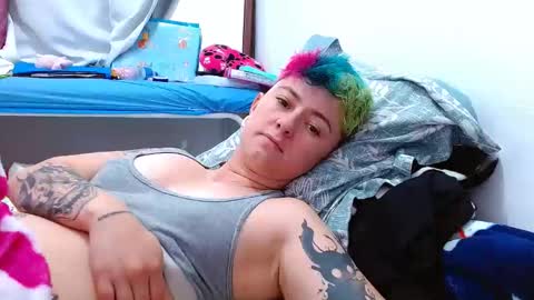 Blue online show from October 7, 11:01 pm