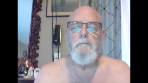 Tommie online show from December 16, 1:39 pm