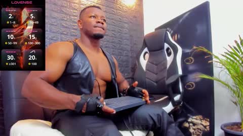 Tom Mike online show from January 11, 3:07 pm