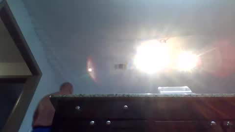 tommy4inch online show from September 24, 4:36 pm