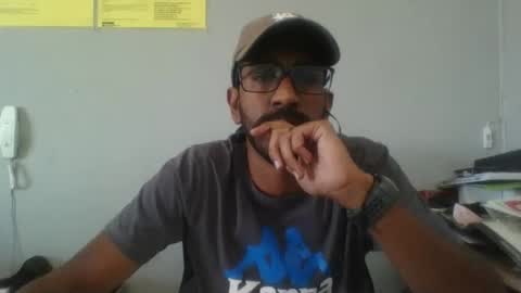 Snapshot of tommy_007_vercetti chatting on September 19, 9:13 am Tommy Vercetti online show from September 19, 9:13 am