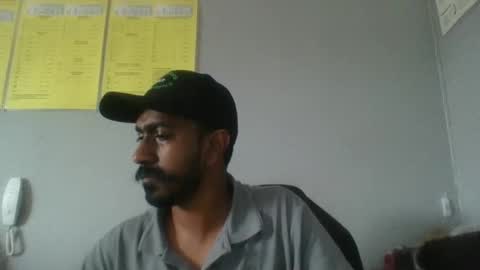 Snapshot of tommy_007_vercetti chatting on January 14, 7:06 am Tommy Vercetti online show from January 14, 7:06 am