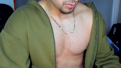 Twitter BreddTommy IG tommy bredd online show from November 10, 6:43 pm