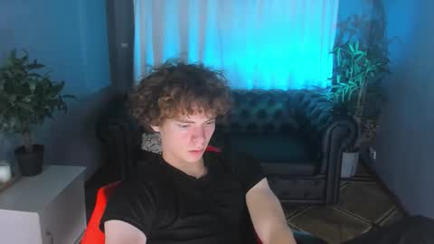 Tommy online show from October 6, 3:52 pm