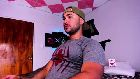 tommy_sccott online show from January 5, 2:49 am