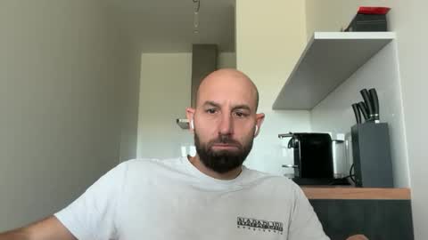 Thomas Fit online show from September 24, 7:15 am