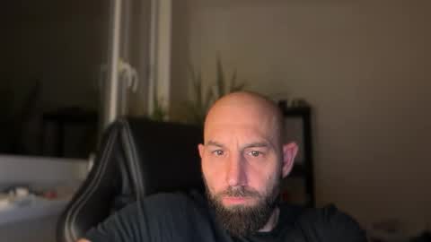 Thomas Fit online show from May 11, 10:07 pm