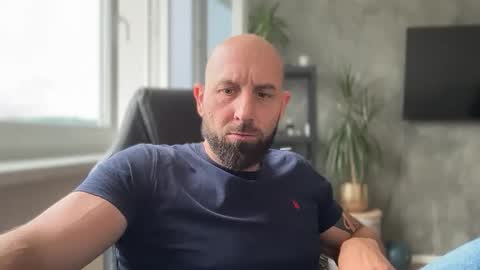 Thomas Fit online show from June 10, 9:41 am