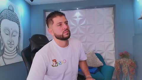 Snapshot of tomsloan_ chatting on September 9, 1:33 pm Sr. Thomas online show from September 9, 1:33 pm