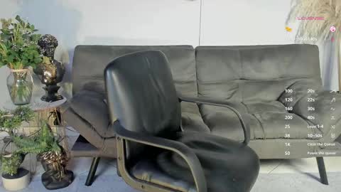 tomy_scott6 online show from October 10, 1:28 pm