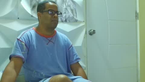 Antonio online show from March 2, 12:43 pm