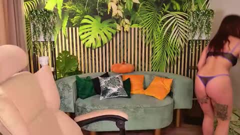 Anita online show from November 7, 10:29 am