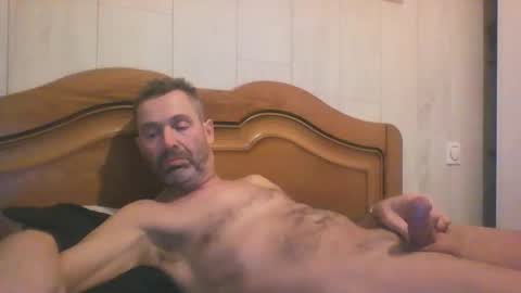 tonio358965 online show from November 12, 4:42 pm