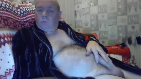 tonygibbson62 online show from December 25, 4:12 am