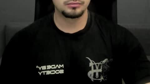 Snapshot of tonywilcoxx chatting on March 8, 5:07 am TonyWilcox online show from March 8, 5:07 am