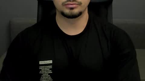 Snapshot of tonywilcoxx chatting on February 9, 12:08 pm TonyWilcox online show from February 9, 12:08 pm