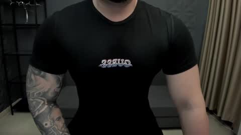 Snapshot of tonywilcoxx chatting on February 3, 2:13 pm TonyWilcox online show from February 3, 2:13 pm