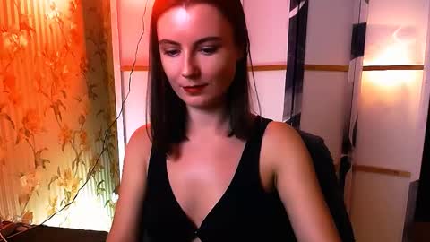 Snapshot of too_beautiful chatting on September 12, 5:26 pm Elizabeth online show from September 12, 5:26 pm
