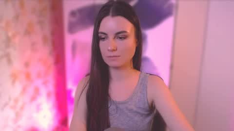 Snapshot of too_beautiful chatting on February 26, 8:25 pm Elizabeth online show from February 26, 8:25 pm