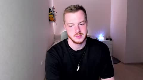 toohornyserj online show from September 26, 8:28 pm