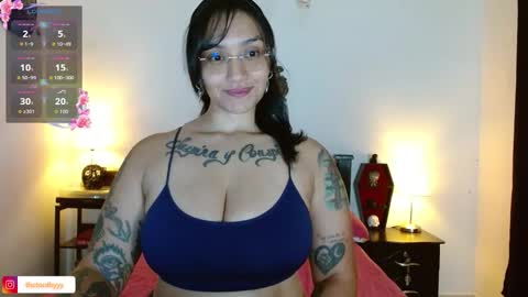 toothyy online show from October 3, 12:42 am