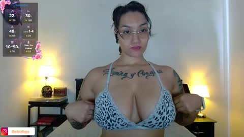 toothyy online show from October 8, 5:52 pm