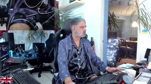 topalphaboss online show from October 14, 5:27 pm