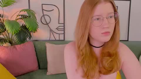 Snapshot of tori_the_witch chatting on September 20, 9:01 am Tori online show from September 20, 9:01 am