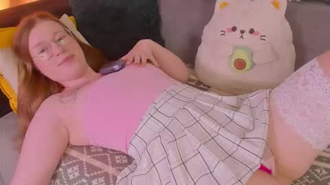 Tori online show from December 22, 9:49 am