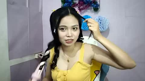 Emma online show from May 29, 1:31 pm