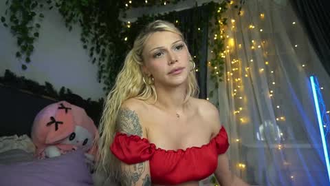 Aliana Vamboo online show from February 14, 5:26 pm