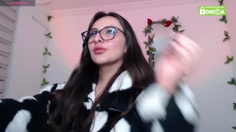 Snapshot of tough_love__ chatting on September 29, 10:09 pm Miss Camille online show from September 29, 10:09 pm