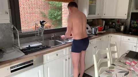 Toutakou online show from April 1, 11:22 am