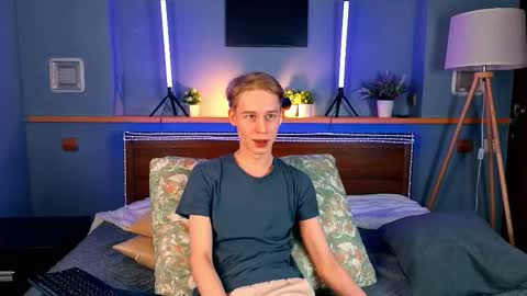 Max online show from March 14, 10:19 am