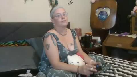 mandy and joe online show from October 23, 9:04 pm